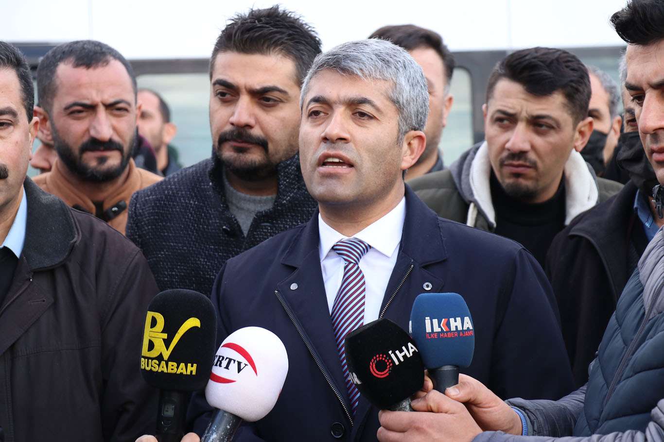 Malatya'da minibüsçü esnafı kontak kapattı Malatya'da minibüsçü esnafı kontak kapattı